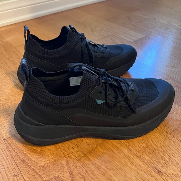 Vessi Men's Black Stormburst Low Top - Picture 2 of 4